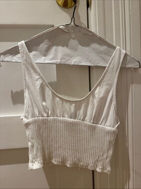 ✨ Only Hearts White Ribbed Cropped Tank Top ✨